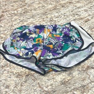 Nike Tempo Athletic Shorts - Multicolor Floral